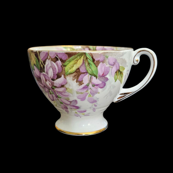 Royal Standard Wistaria Teacup Fine Bone China England Purple Floral Gold Trim - Picture 1 of 7